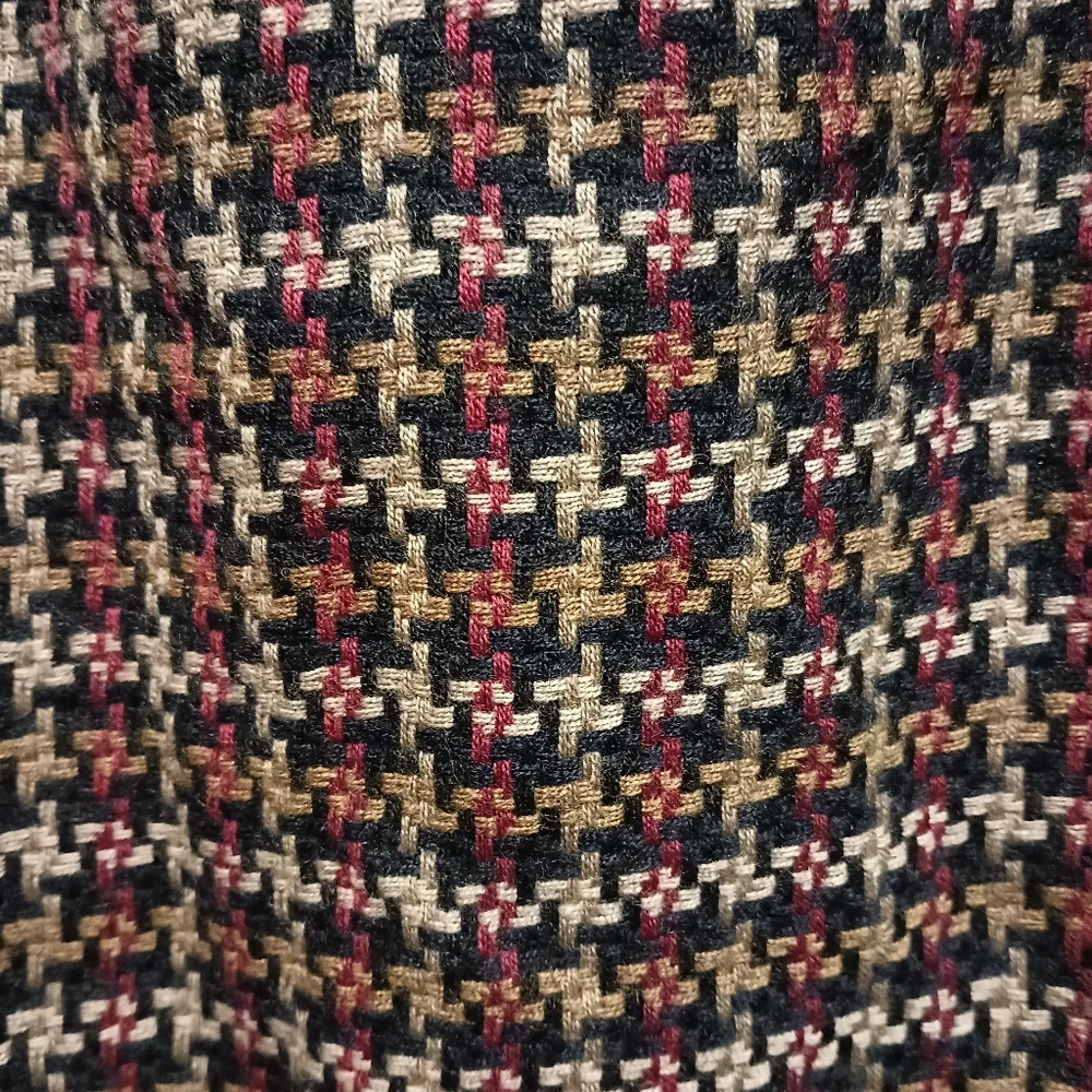 Men Women Giorgio Armani Le Collezioni Italy 100% Wool Luxury Italian Scarf Wrap